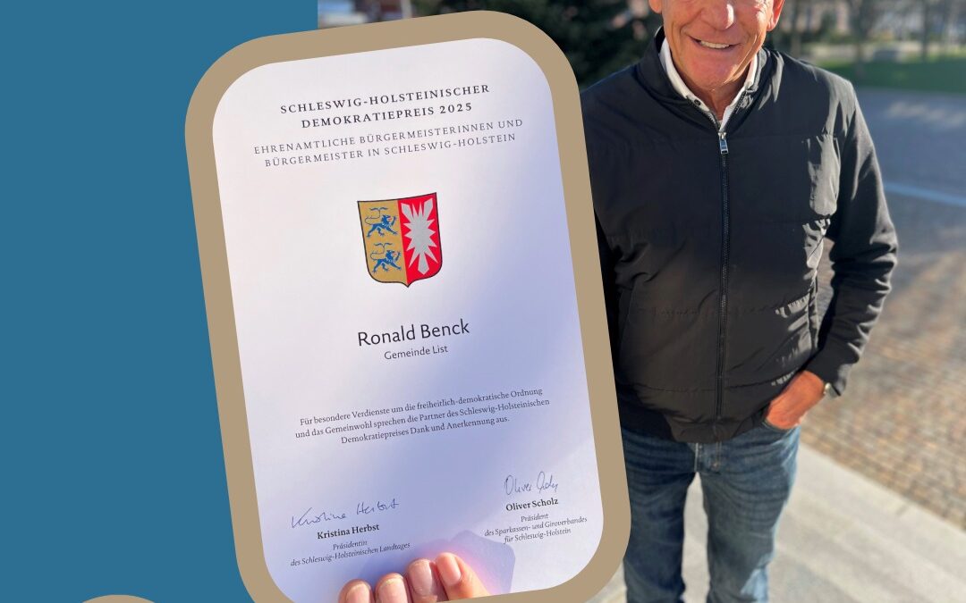 Ronald Benck nimmt Demokratiepreis des Landtages stellvertretend für Sylt entgegen