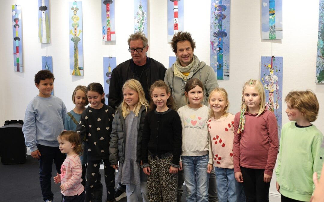 „Sylter Fernsehturm reloaded“ – Ausstellungseröffnung in der „Alten Post“ im bunten Farbenrausch