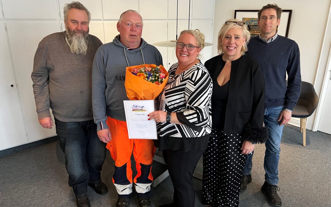 25 Jahre vielseitiger Einsatz für die Gemeinde Sylt: Dieter Johannsen feiert sein Dienstjubiläum